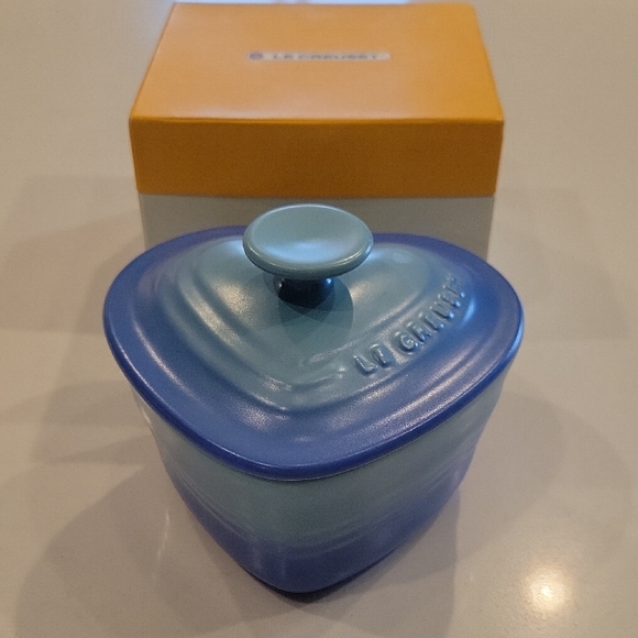 Le Creuset Rare Retired International OmbreHeart Ramekin New In Box